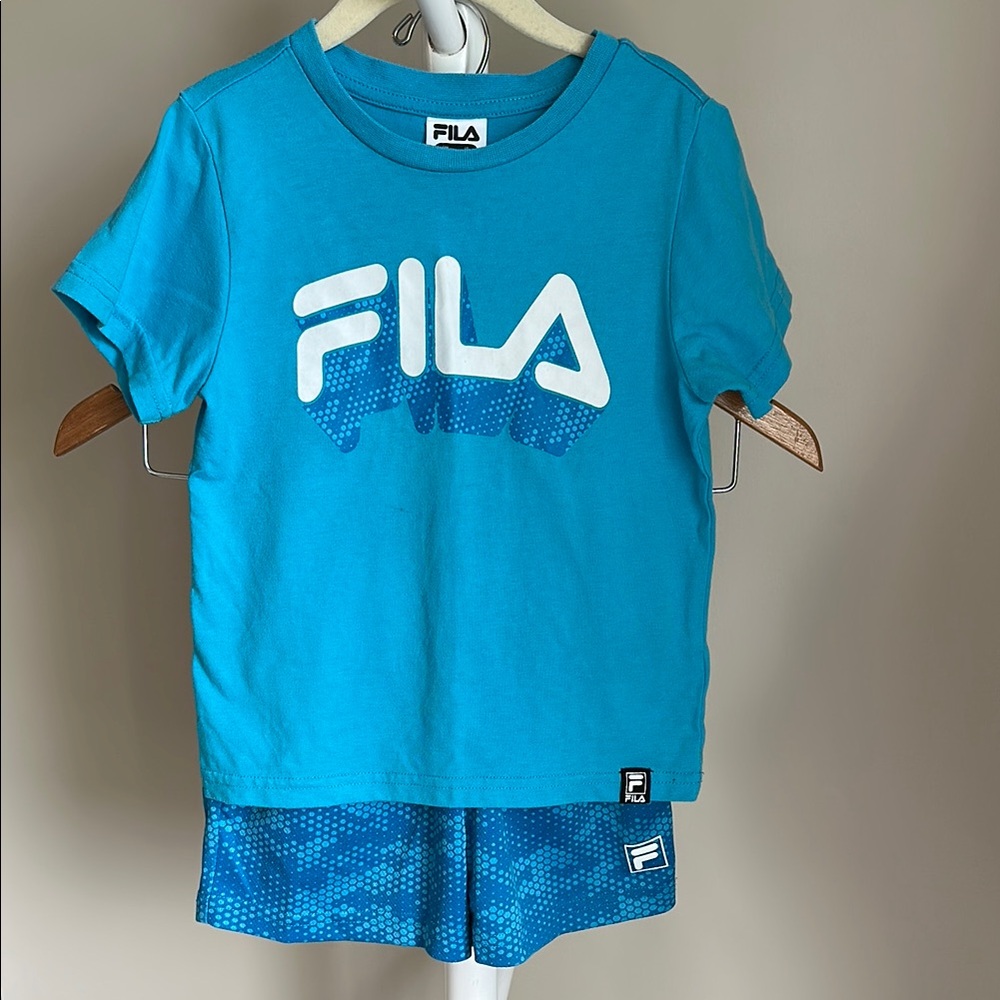 Fila T-Shirt and Shorts Set Size 5
